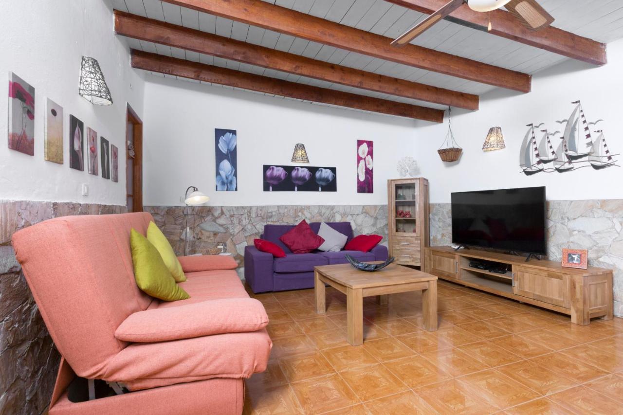 Home2Book Quiet Villa With Private Pool Triquivijate Exteriér fotografie